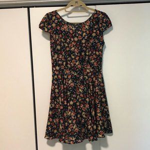 Zara Trafaluc A-Line Floral Dress with Cap Sleeves